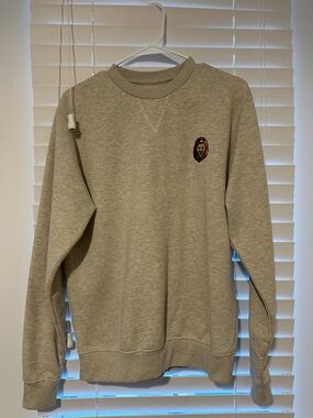 Men's Crewneck Sweater in Light Gray with Embroidered Lion Patch